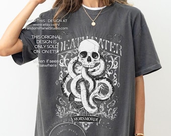 サーペント・スカル・コンフォートカラーズTシャツ：Dramione Bookish Fanfiction Merch