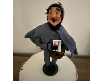 Byers Choice Caroler 1991 Mailman Postman