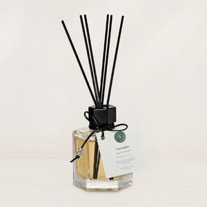 Natural Reed Diffuser Lavender: Therapeutic Essential Oils, Non-Toxic Ingredients