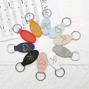 Porte-clé initial personnalisé, porte-clé lettre personnalisé, porte-clé rond en cuir, porte-clé monogramme, cadeau porte-clé prénom gravé personnalisé