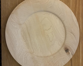 Plate Handmade Boxwood - small (19cm-7.5inch) and large (24cm-9.5inch)