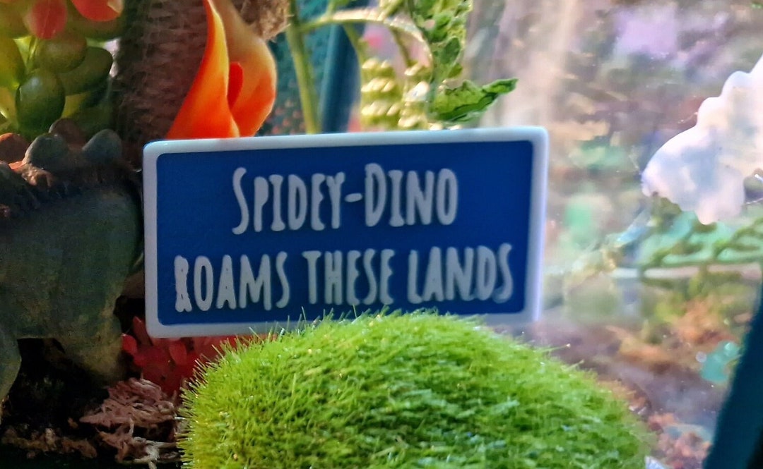Personalised Enclosure Sign: 3D Printed Name Stake - Vivarium ...