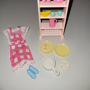 Vintage 1995 Mattel Barbie &#39;So Much To Do &#39;Makin Breakfast&quot;