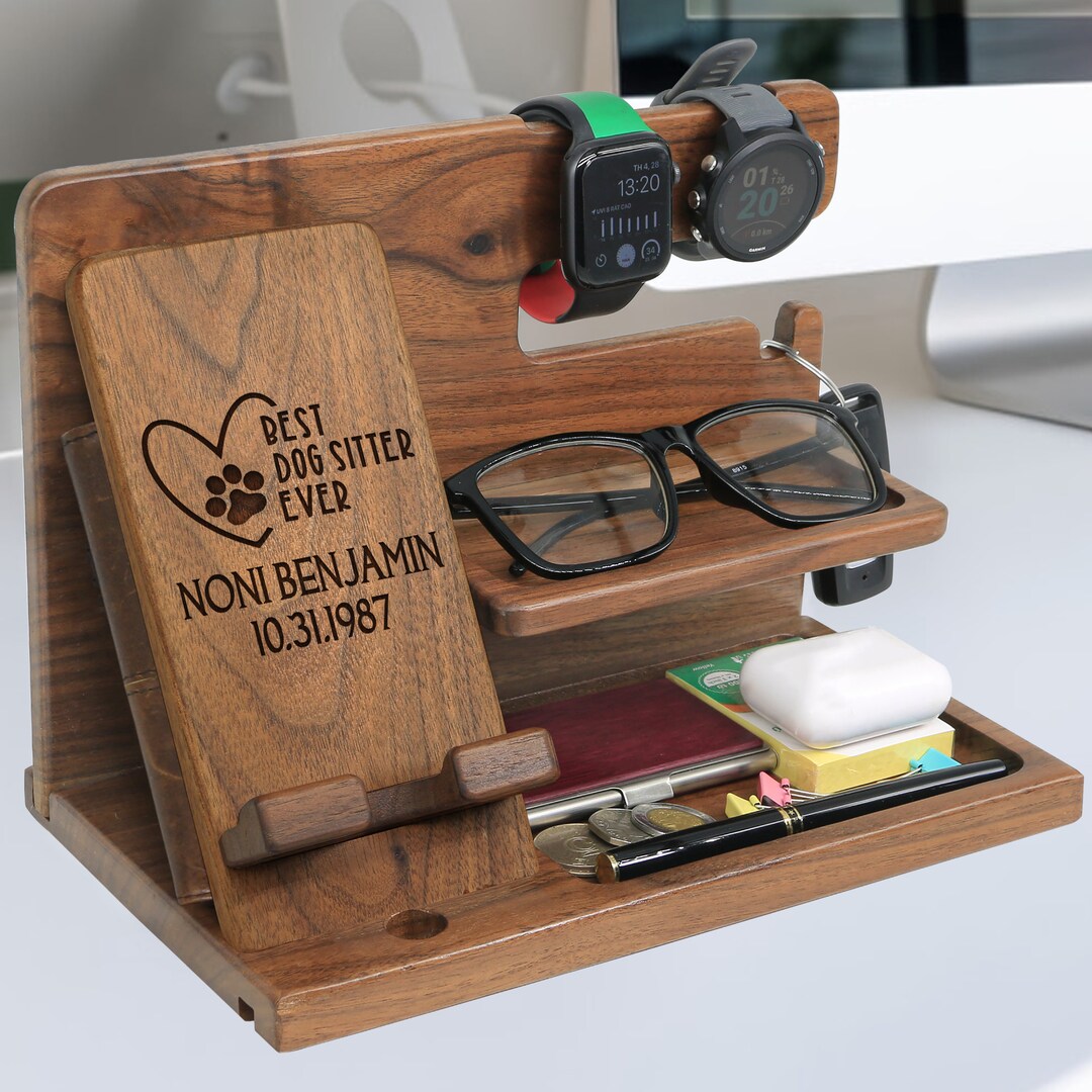 Personalized Gift for Dog Sitter, Docking Station Organizer, Phone Stand, Pet Sitter Gift