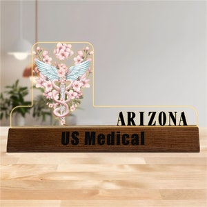 Customized Caduceus Name Plate for Doctors & Nurses, Medical Gift, Acrylic Desk Name Plate, Doctors Desk Decor, Medical Assistant Gift