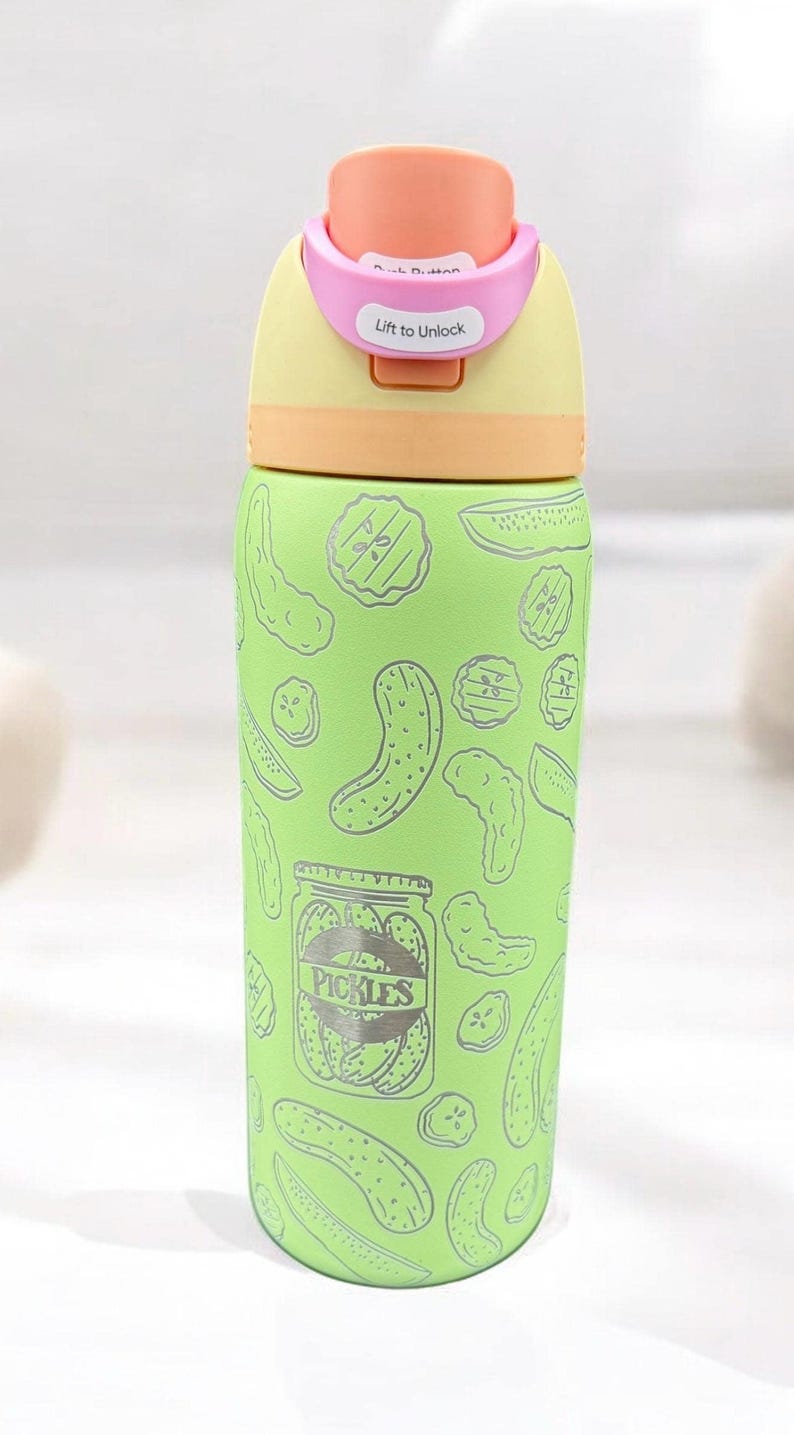 Botella Owala encurtida grabada de 32 oz y 24 oz Un gran eneldo imagen 1