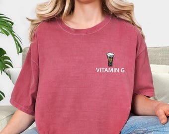 Vitamin G Beer Comfort Colors® T-shirt, rolig öltröja, St. Patrick's Day-present, irländsk pubfest-tröja, ölälskare-tröja, rolig herrtröja