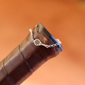 Braccialetto racchetta da tennis, gioielli racchetta da tennis, regali tennis, gioielli tennis, gioielli sportivi, giocatore di tennis, allenatore di tennis, partner di tennis