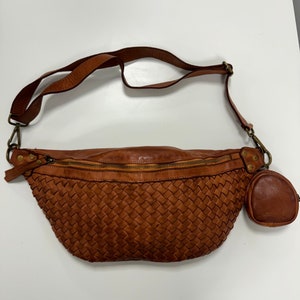 Borsa in pelle intrecciata, morbida pelle premium burrosa, borsa a tracolla, marsupio, borsa a tracolla con portafoglio, borsa intrecciata, marrone cognac immagine 3