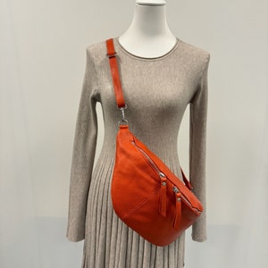 Große Umhängetasche Leder, Bauchtasche groß, XL Crossbody Bag, Gürteltasche, große Tasche, ledertasche Damen, Geschenke für Frauen, Gelb
