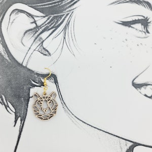Tiger Holzohrring, Geometrisches Tier, modernes, hypoallergen für Kinder und Frauen, Ohrringe aus Holz, Boho Ohrringe, Schmuck Geschenk