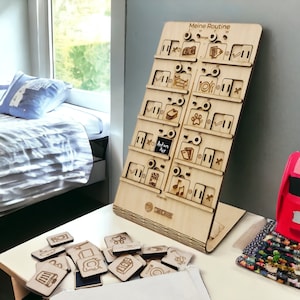 Tabellone per compiti e routine in legno, giocattolo didattico per bambini, rafforza le carte per l'indipendenza, la routine e le faccende domestiche