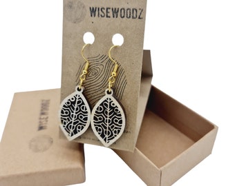 Wooden earring for women and girls, modern design, hypoallergenic, spiritual leaf earrings made of wood, boho earrings