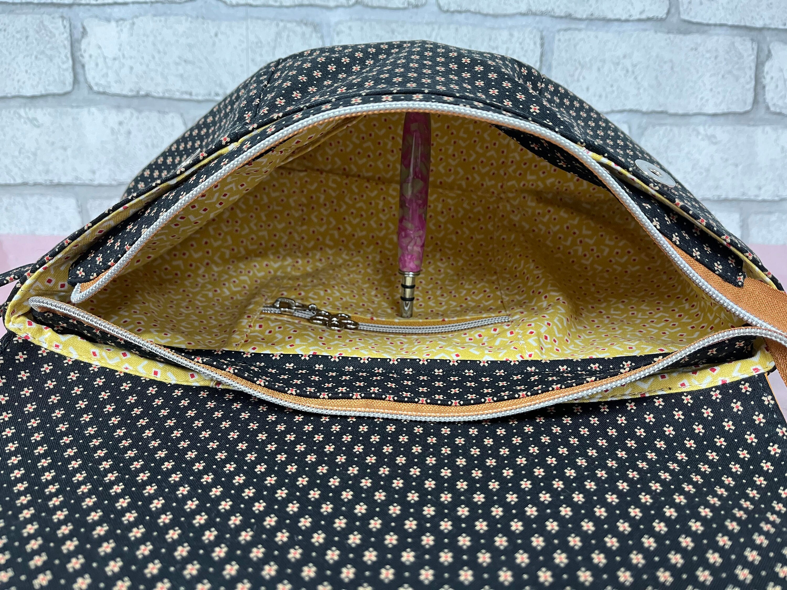 ★コードグラフィー★WAVE Logo String Crossbag★クロス バッグ ☆コードグラフィー☆WAVE Logo String Crossbag☆クロス バッグ