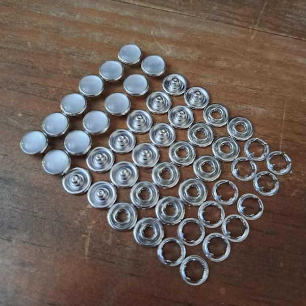 Set of 12 Small petite White Pearl Prong Snap Buttons 8.5 mm 5/16" Size 14, Pearl Snap Fasteners, Pearl Snaps, Western Snaps, small snaps.