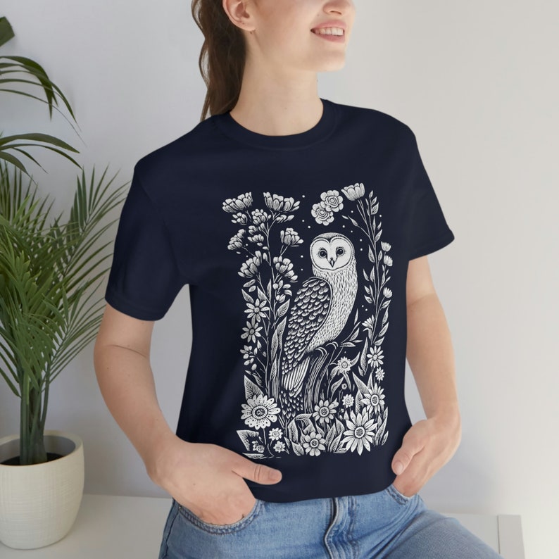 Barn Owl Block Print Style Shirt Linocut Shirt Nature Woodland Cotttagecore Bohemian Scandinavian Folk Art Gift for Her graphic tee Navy