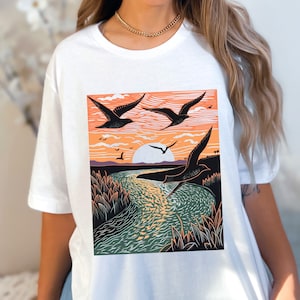 Block Print Style Sunset Shirt Bird Shirt Bird Lover Shirt Wildlife Shirt Linocut Shirt Bird Watching Shirt Outdoor Shirt Bird Lover Gift