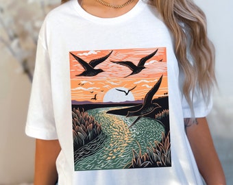 Block Print Style Sunset Shirt Bird Shirt Bird Lover Shirt Wildlife Shirt Linocut Shirt Bird Watching Shirt Outdoor Shirt Bird Lover Gift