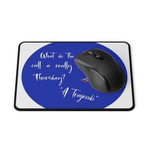 French pun trajeudi Non-Slip Mouse Pad