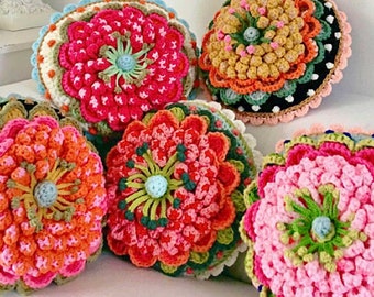 Crochet Pattern Cushion ‘Dahlia’ - flowers pillow colorful decoration - DIY Instructions (PDF download in Dutch, English, Spanish, Italian)