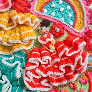 Crochet Pattern Happy Garlands festoons party decoration flamenco dancers DIY Instructions PDF download in English, Dutch, Italian image 3