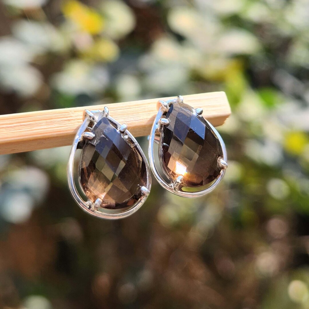 166 Smoky Quartz Stude Earrings
