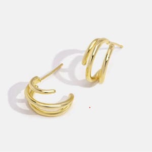 Sterling Silver Triple Hoop Earrings: Gold Claw Studs