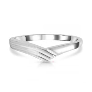 Zierlicher Stacking Curve Ring* Chevron Ring* Silber Wellenring* Geschwungener Bandring* Trauring* Zierlicher Stacking Ring* V Ring* Minimalistische Geschenke
