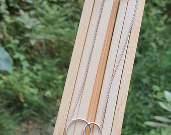 Collar de círculos enlazados en plata de ley - Círculos conectados - Anillos entrelazados - Collar de eternidad - Dos círculos - Anillo doble conectado