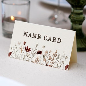 Modèle modifiable rouge floral mariage cartes de visite, carte de lieu de mariage floral Bourgogne, tente pliage nom imprimable carte de mariage, téléchargement numérique