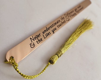 Happy Retirement Gift for Men Women Coworkers. Never Underestimate the Difference you made & the Lives you touched Bookmark
