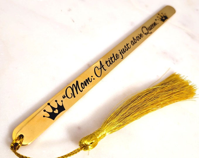 Mothers Days Gift Bookmarks - Mom a Little Just above a Queen Gifts from Son, Daughter, Kids on Mothers day