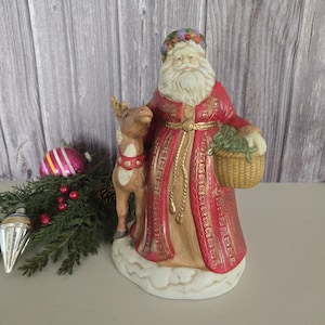Wind Up Santa Claus and Reindeer Christmas Porcelain Music Box &quot;Santa Claus Is Coming To Town&quot; Holiday Decor