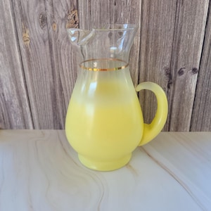 Grand pichet vintage MCM jaune givré Blendo, verre de Virginie-Occidentale, pichet en verre moderne milieu du siècle, articles de bar
