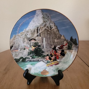 Disneyland 40th Anniversary Limited Edition Matterhorn Plate COA 8.25&quot; Plate
