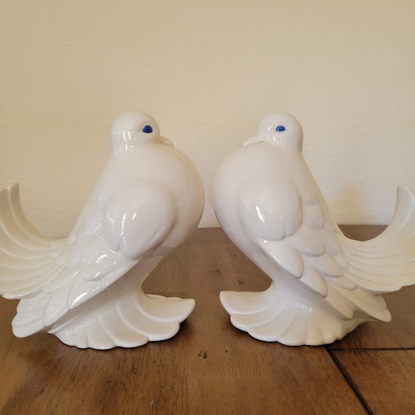 Vintage Ceramic Large Pair of Doves Handpainted, Decor, Gift, Birds, Love, Wedding, Anniversary