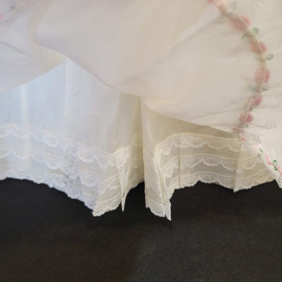 Vintage Baby Dress White with Pink Rose and Lace … - image 2