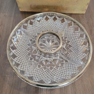 Pressed Glass Sectional Serving Appetizer Hors D&#39;oeuvres Dish Center Cup Silver Plated Rim, Kitchen, Dining, Serving, Dip, Chips, Wedding