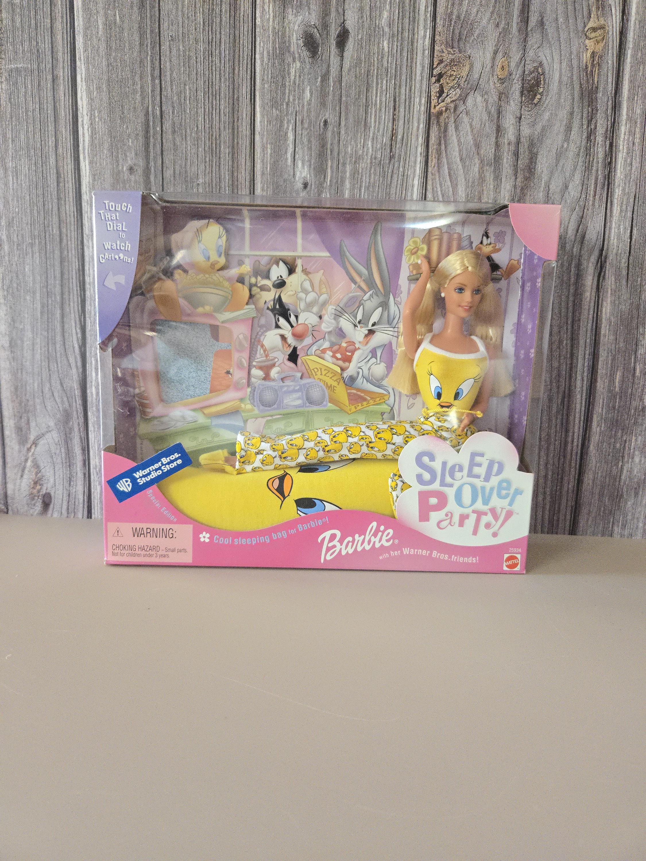 Barbie With Her Warner Bros. Friends Special Eddition 1998 With