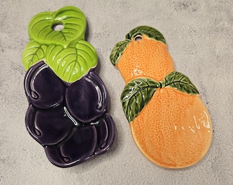 Vintage Ceramic Fruit Spoon Rests Grapes or Oranges, Japan Kitchen Decor, Country Kitchen, Cottage Decor