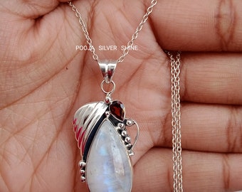 Colgante de piedra lunar arcoíris y granate hecho a mano en plata de ley 925