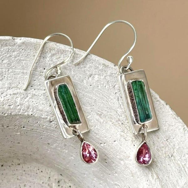 Pendientes colgantes de turmalina en bruto, plata de ley, gema verde rosa, piedra natal de octubre