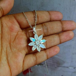 Natural Rainbow Moonstone Necklace, Handmade Moonstone Necklace, Blue Fire Moonstone Necklace, 22k Gold Plating 925 Sterling Silver Jewelry.