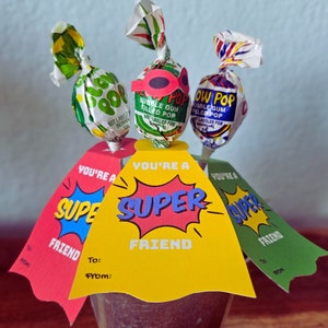 Ausdruckbare Lollipop Superhelden Umhänge