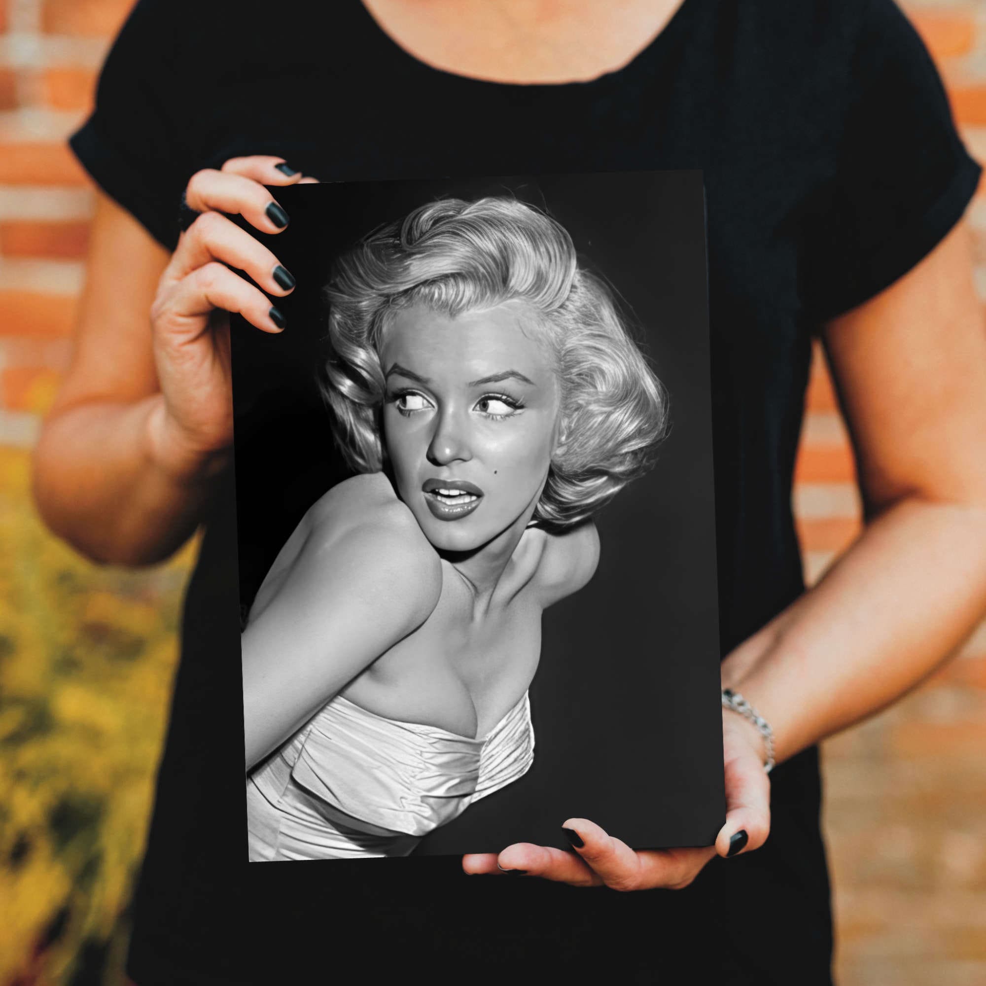 Vintage Marilyn Monroe Black and White Digital Art Print - Instant ...
