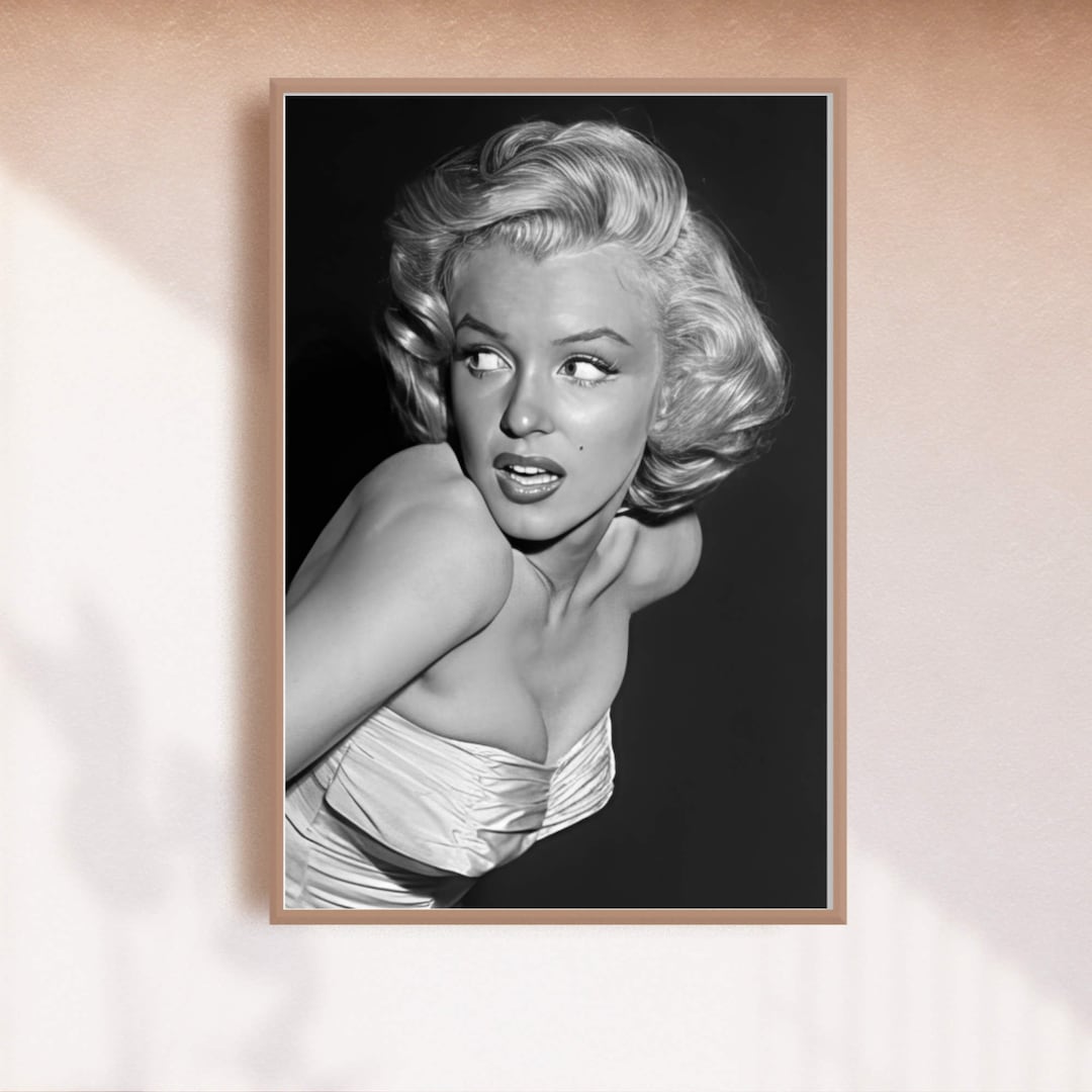 マリリン・モンロー vintage il_1080xN.6183260143_1wef.jpg