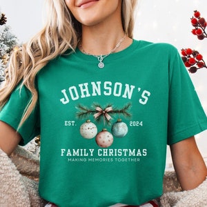 Passende Familie Weihnachten Shirts, personalisierte Name Familie Shirts, benutzerdefinierte Name Shirts, personalisierte Weihnachten Familie T-Shirt, Urlaub Tshirt