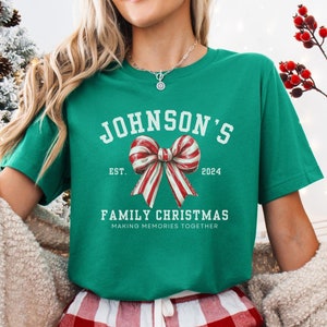 Passende Familie Weihnachten Shirts, personalisierte Name Familie Shirts, benutzerdefinierte Name Shirts, personalisierte Weihnachten Familie T-Shirt, Urlaub Tshirt