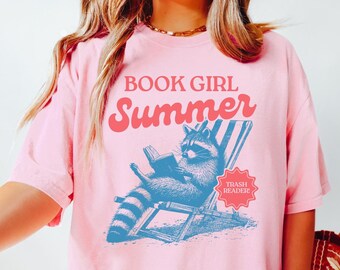 Book Girl Summer Shirt, Summer Raccoon Shirt, Funny Meme Raccoon T Shirt, Spicy Books, Dark Romance, Trash Reader Shirt, Retro Book shirt