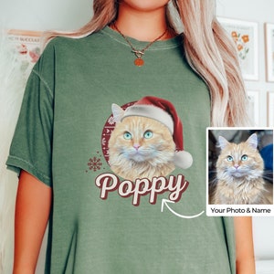 Custom Vintage Cat Christmas Shirt, Personalized Cat Photo Christmas Shirt, Cat Owner Christmas Gift, Christmas Party Shirt, Cat Lover Shirt